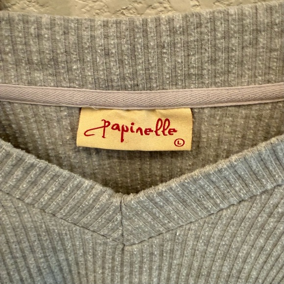 Papinelle Gray Ribbed Lounge Set Jogger Pants (Sz M) and V-Neck Top (Sz L) - Picture 11 of 12